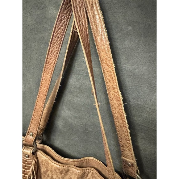 The SAK leather shoulder bag - Picture 9 of 9